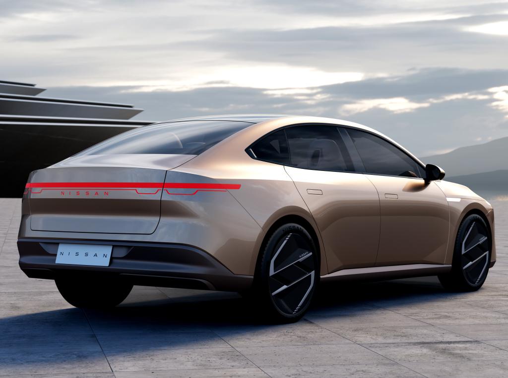 nissan_epoch_concept_2_04630000158a100e.jpg.257e0a6b542ae5a372cc1a4f50d457f8.jpg