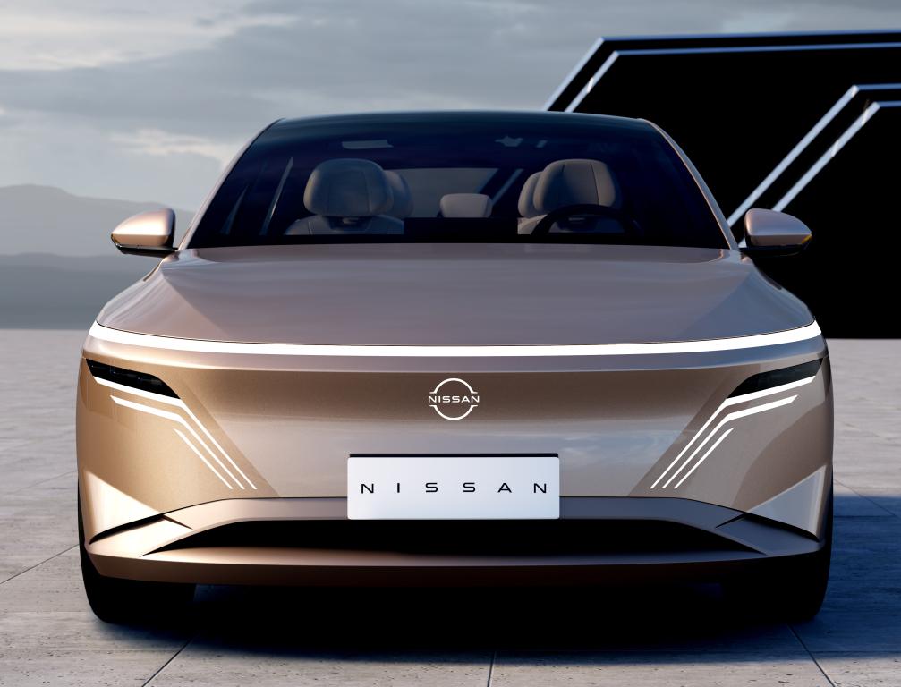 nissan_epoch_concept_4_04a901ff10ff0cf6.jpg.551f9d09d1ccd282ad9166eb1c13aa77.jpg