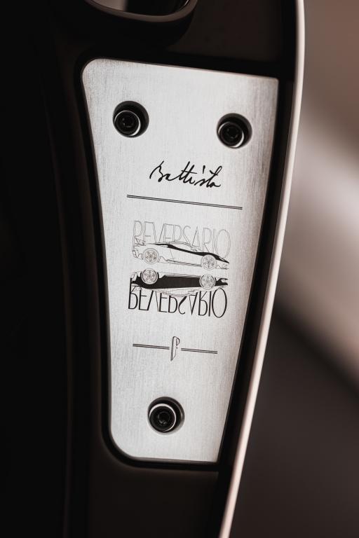 pininfarina_battista_reversario_3.jpg.2c3ebed5b6483f5f6bcd546b4244a5d7.jpg
