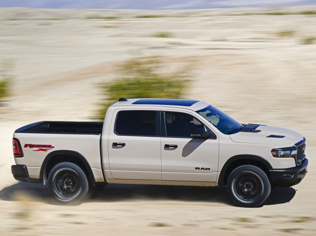 ram_1500_rebel_x_7_01d2009d07770591.jpg.dc2e0a2589186a3b45dfb767551c65df.jpg