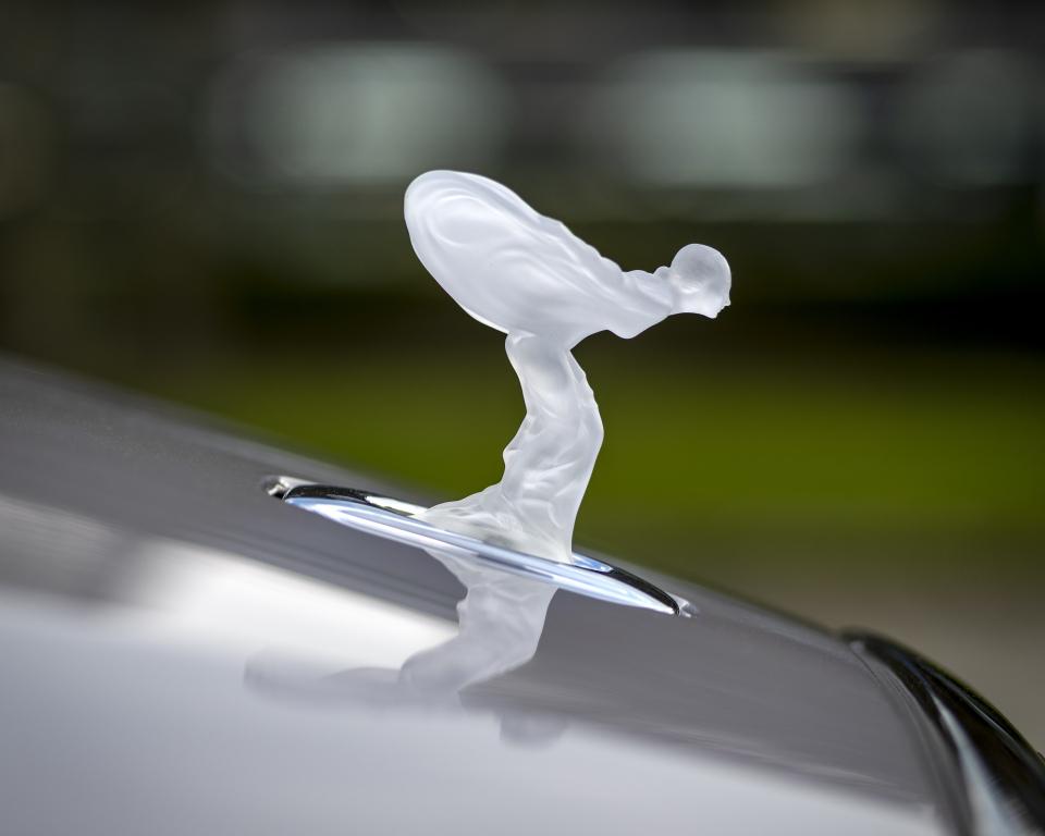rolls-royce_spectre_escapism_6.jpg.e47f128e5777cc761c6a187b547cb548.jpg