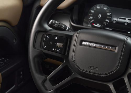 DEF_130_25MY_080524_08_INTERIOR.jpg.146017b3b18a516714c29a6f4c4d38a9.jpg