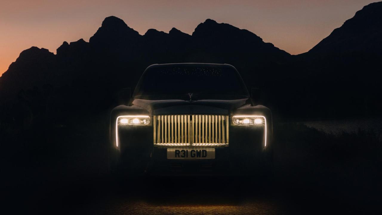 P90549008_lowRes_rolls-royce-cullinan.jpg