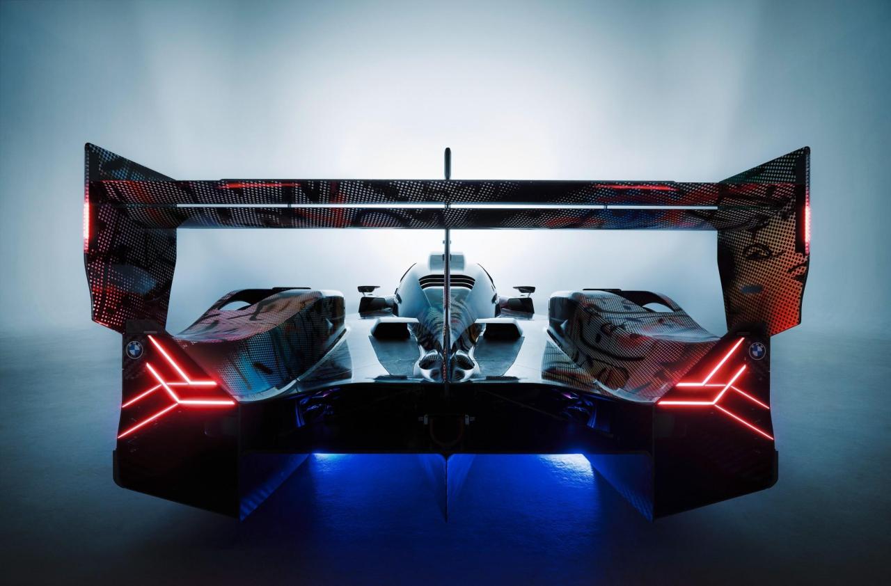 P90550694_lowRes_bmw-art-car-20-by-ar.jpg