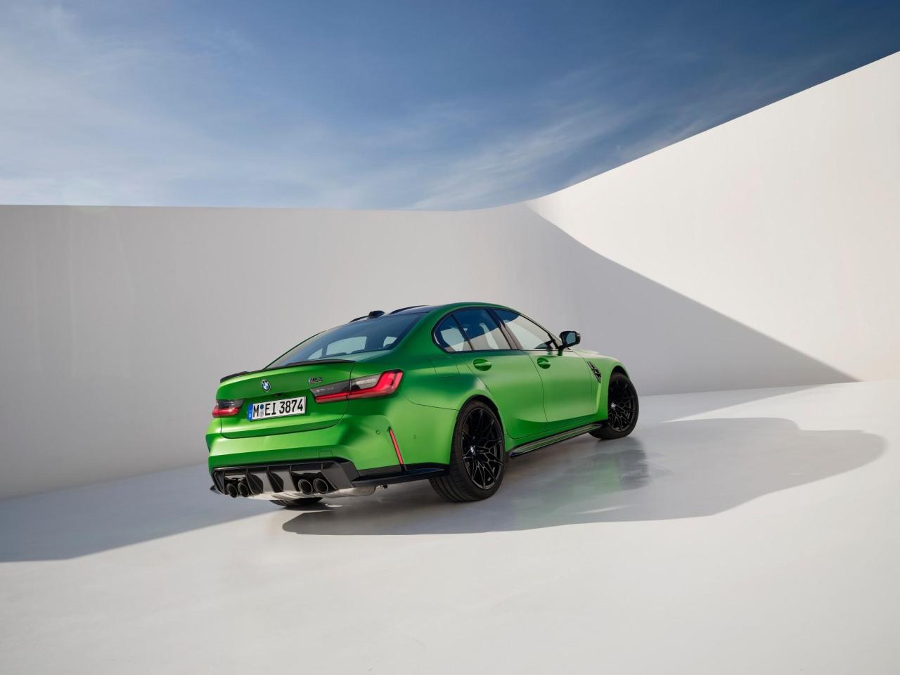 P90551008_lowRes_the-new-bmw-m3-sedan.thumb.jpg.f19fb51c9e32fdecdc3f0490184bbfb2.jpg