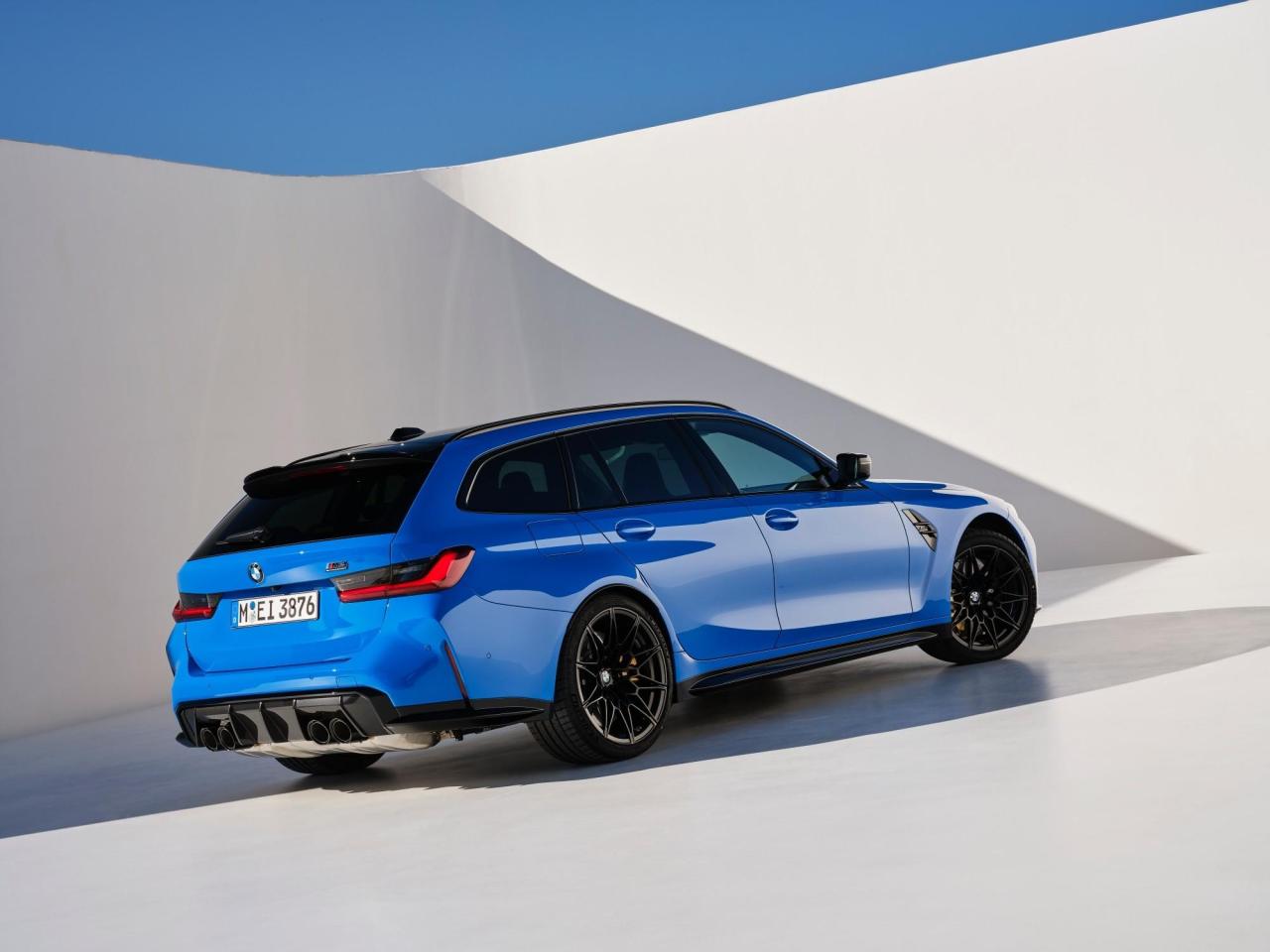 P90551049_lowRes_the-new-bmw-m3-touri.thumb.jpg.3479d6572ffe14ca17099784d4d61aae.jpg
