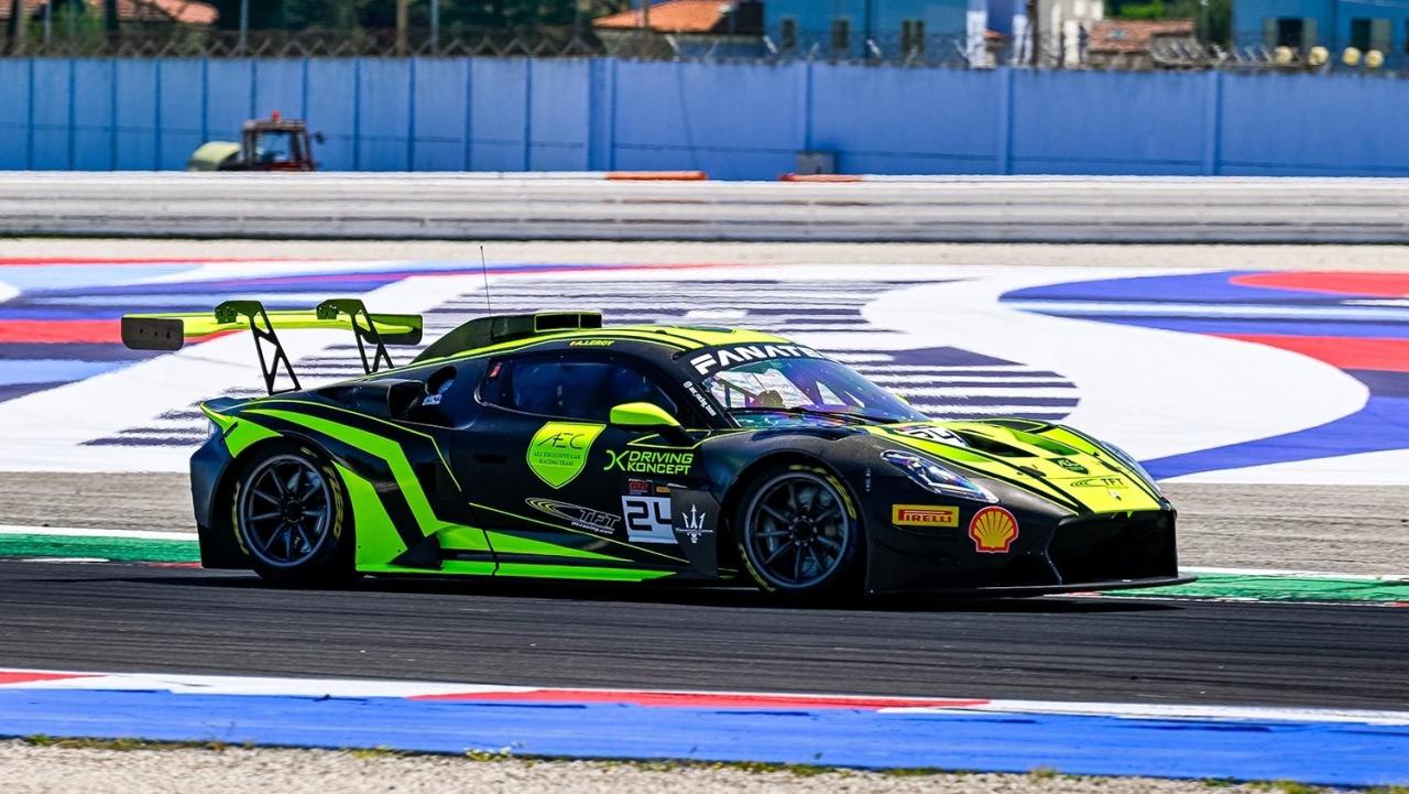 Small-24043-GT2Misano.thumb.jpg.3d61489be8b38ec01ba2e6c0c986e1e8.jpg
