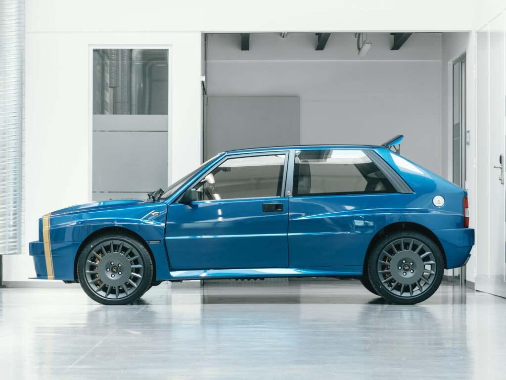 automobili_amos_delta_futurista_69_01220072094b06fa.jpg.bb15206d23e0f32388fdb587ddc85029.jpg