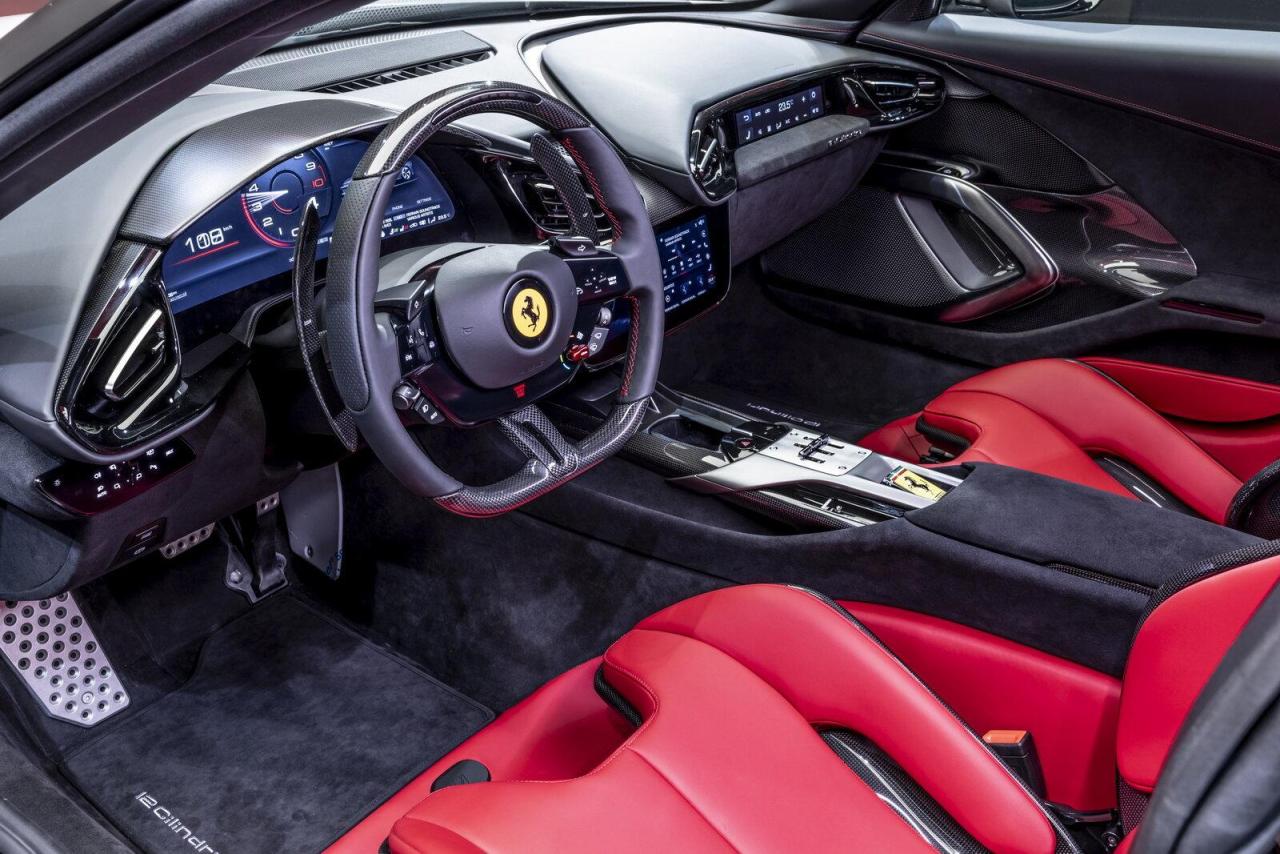 ferrari 12 cilindi 2024 (4).jpg