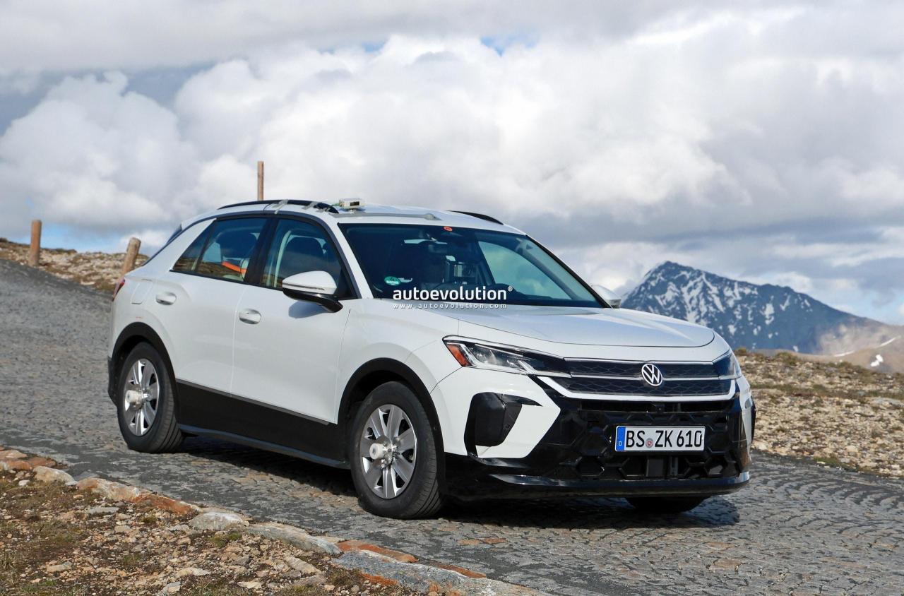 new-2025-vw-t-roc-heads-to-the-alps-to-test-its-brakes-it-s-a-sensor-fest_5.thumb.jpg.730c6e554f95a56ded87273c85221223.jpg