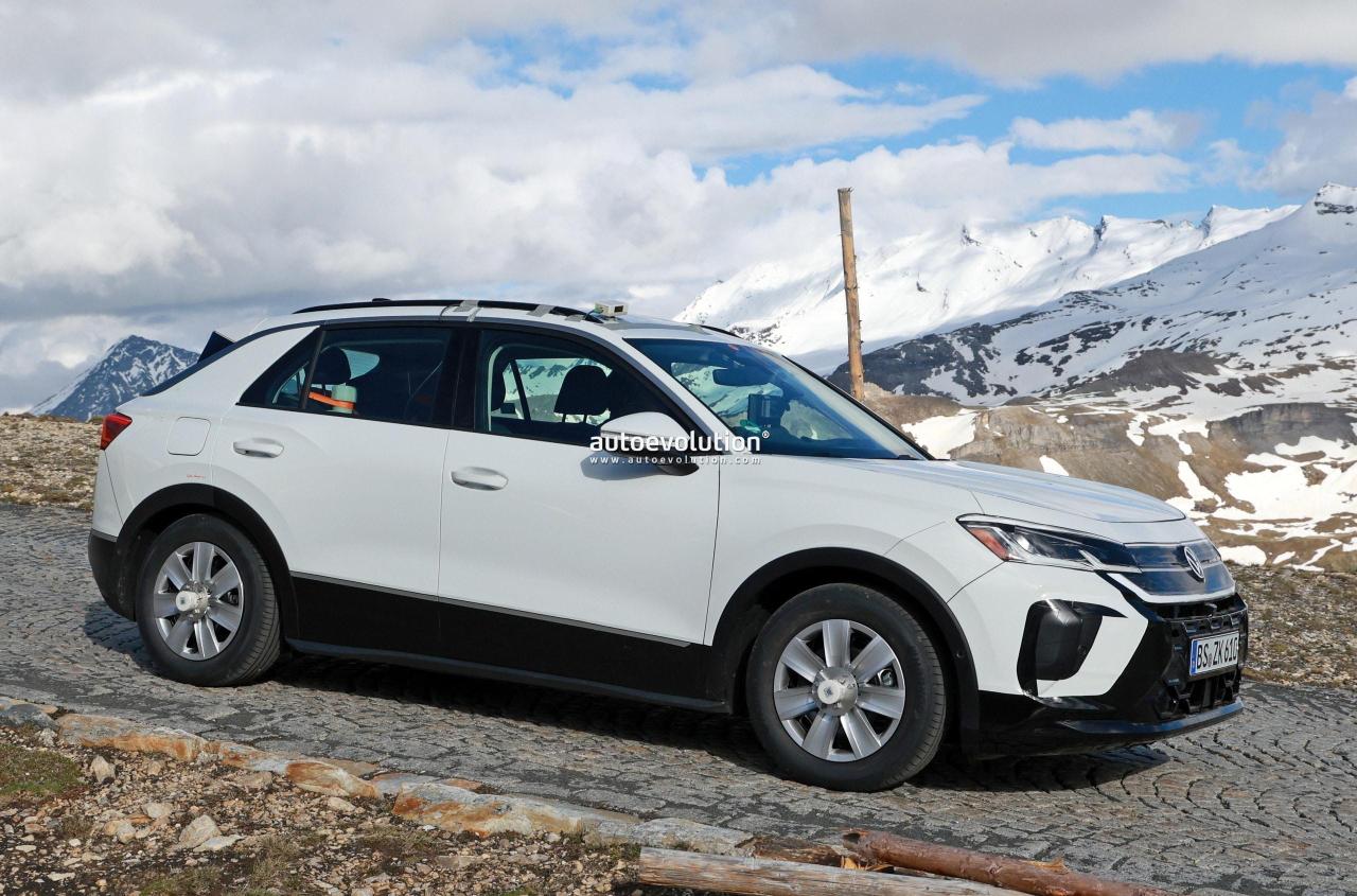 new-2025-vw-t-roc-heads-to-the-alps-to-test-its-brakes-it-s-a-sensor-fest_8.thumb.jpg.eb029a90c3609aaab6969240e3c3a65d.jpg