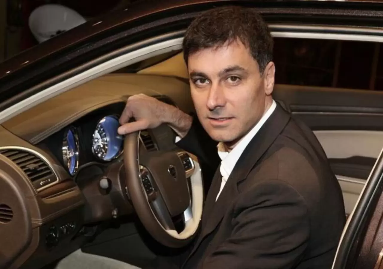 saad-chehab-lancia.thumb.webp.7a6ef1fb858f35723e43ce74d52d802a.webp