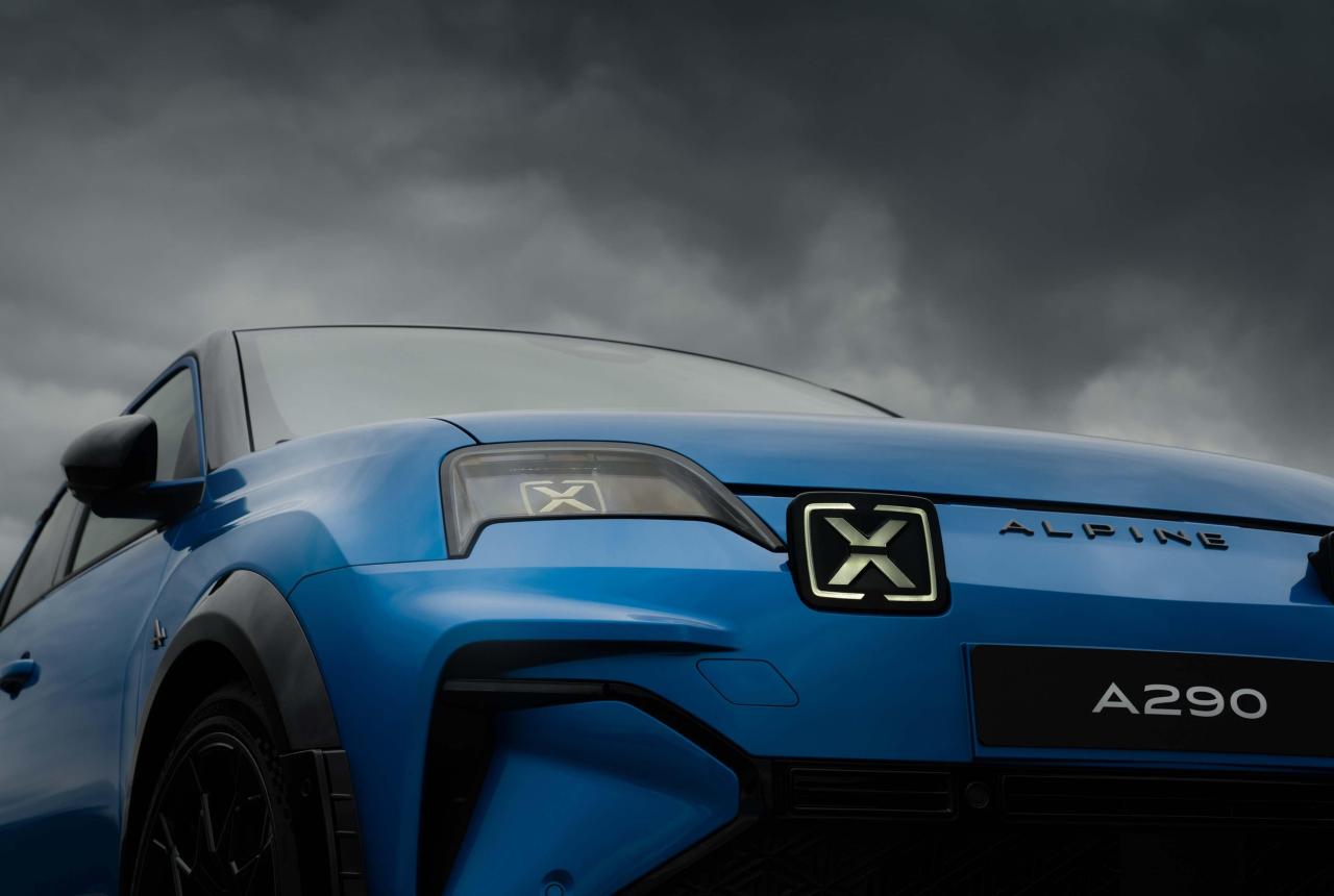 Alpine_A290_GTS_Bleu_Alpine_Vision_13.thumb.jpg.4e19b9adf970815fa1fd82226ac549aa.jpg