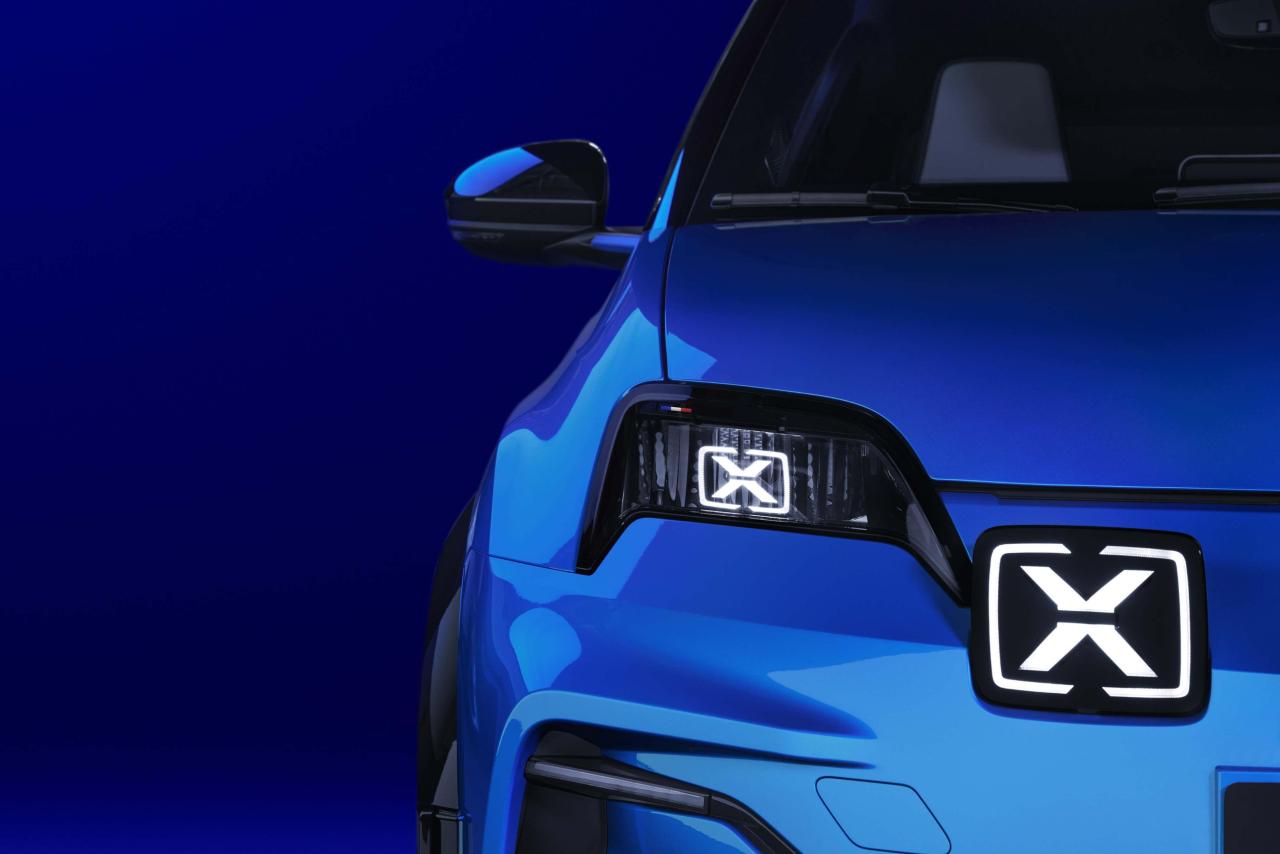 Alpine_A290_GTS_Bleu_Alpine_Vision_66.thumb.jpg.5cb0b94ce6f686bf49c61d550ebfdf9f.jpg