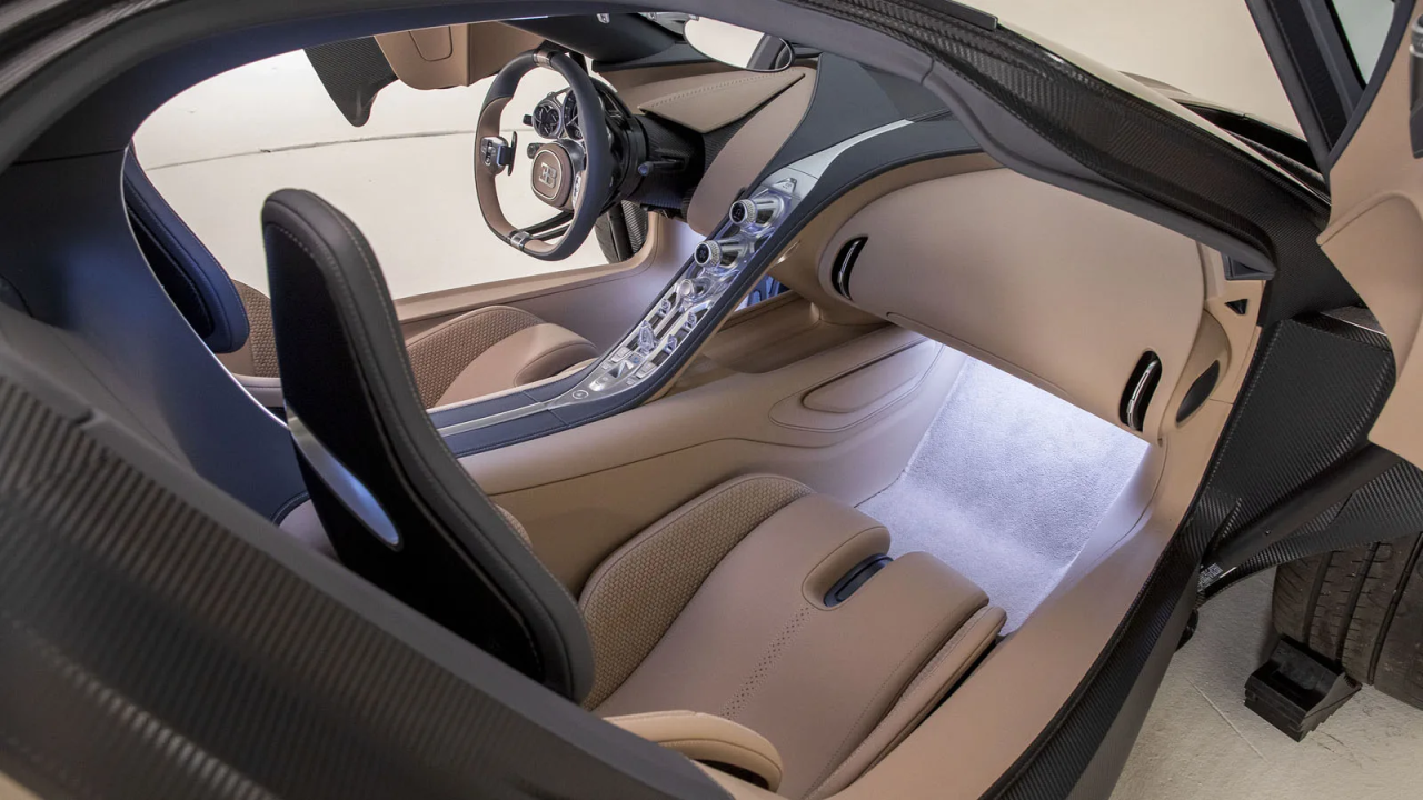Bugatti-Tourbillon-interior-from-above.thumb.jpg.f791ac53d5af3493e65605d0b2f1461b.jpg