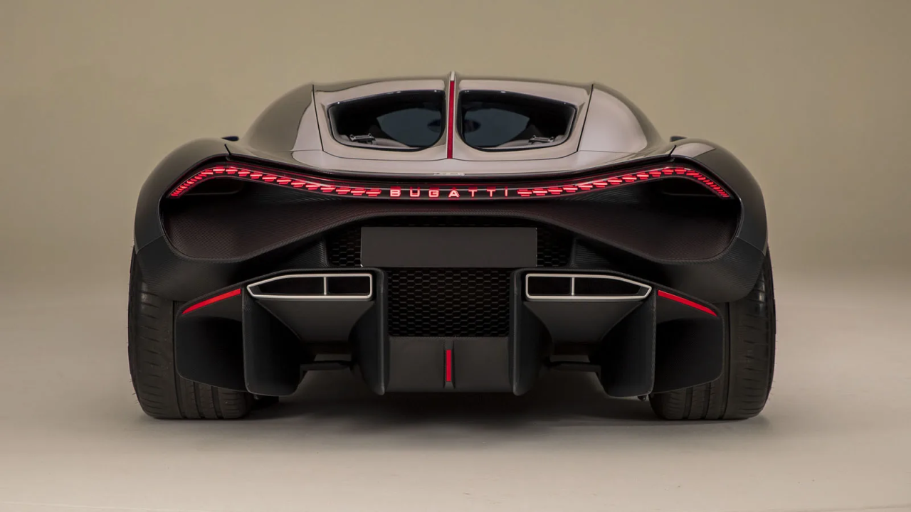 Bugatti-Tourbillon-rear.thumb.jpg.b37fed140503cd0154ccbb0149dbf7f4.jpg