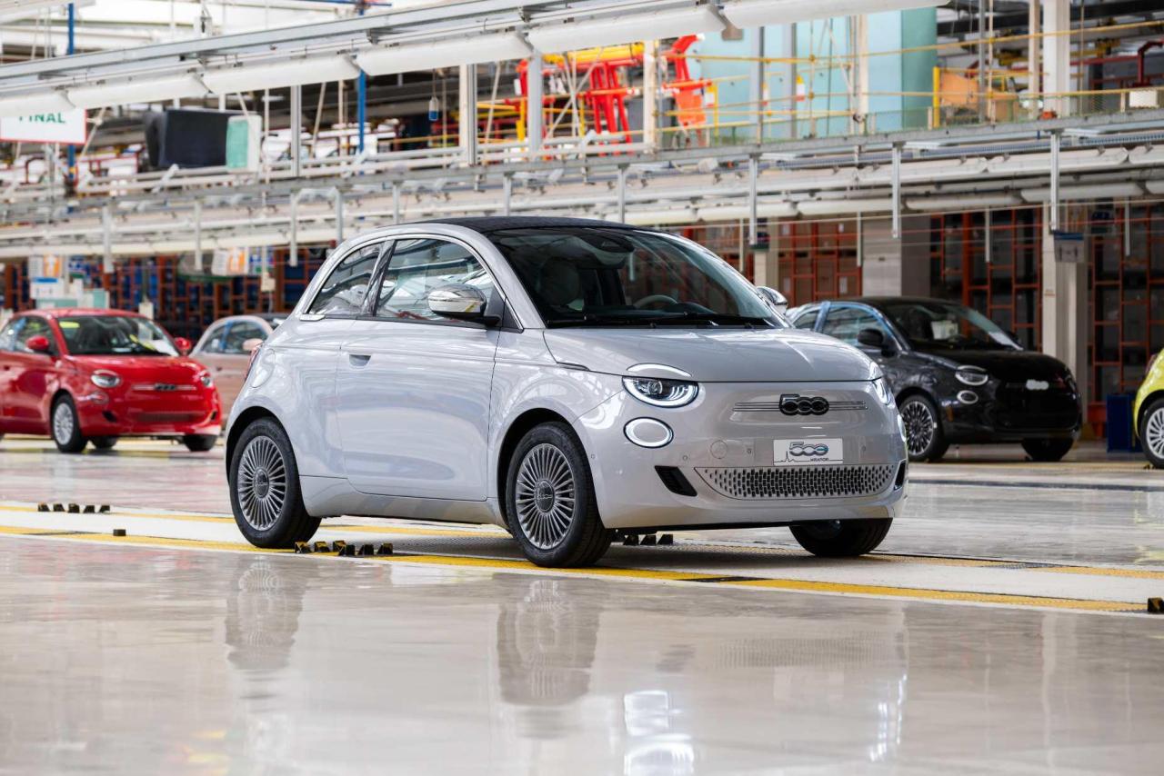 Fiat500eMIRAFIORI.thumb.jpg.e3a91310eb7563077fb030a8ebeb4db3.jpg