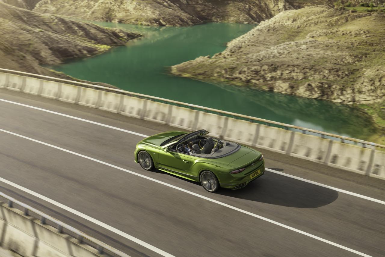 NewContinentalGTCSpeed-1.thumb.jpg.5a3b21c20a35acc1ece1a0e6fbd6d41f.jpg