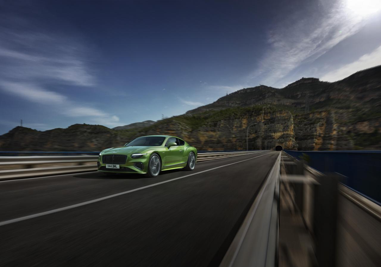 NewContinentalGTSpeed-4.thumb.jpg.29966983f25bb58d9046597b48af968e.jpg