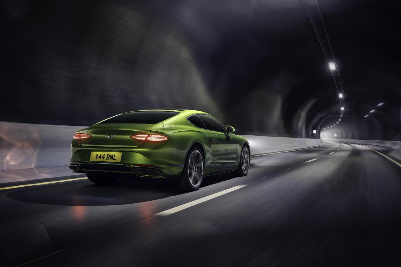 NewContinentalGTSpeed-7.thumb.jpg.f5962efacfa6d2a313dad4b3b70c95f7.jpg