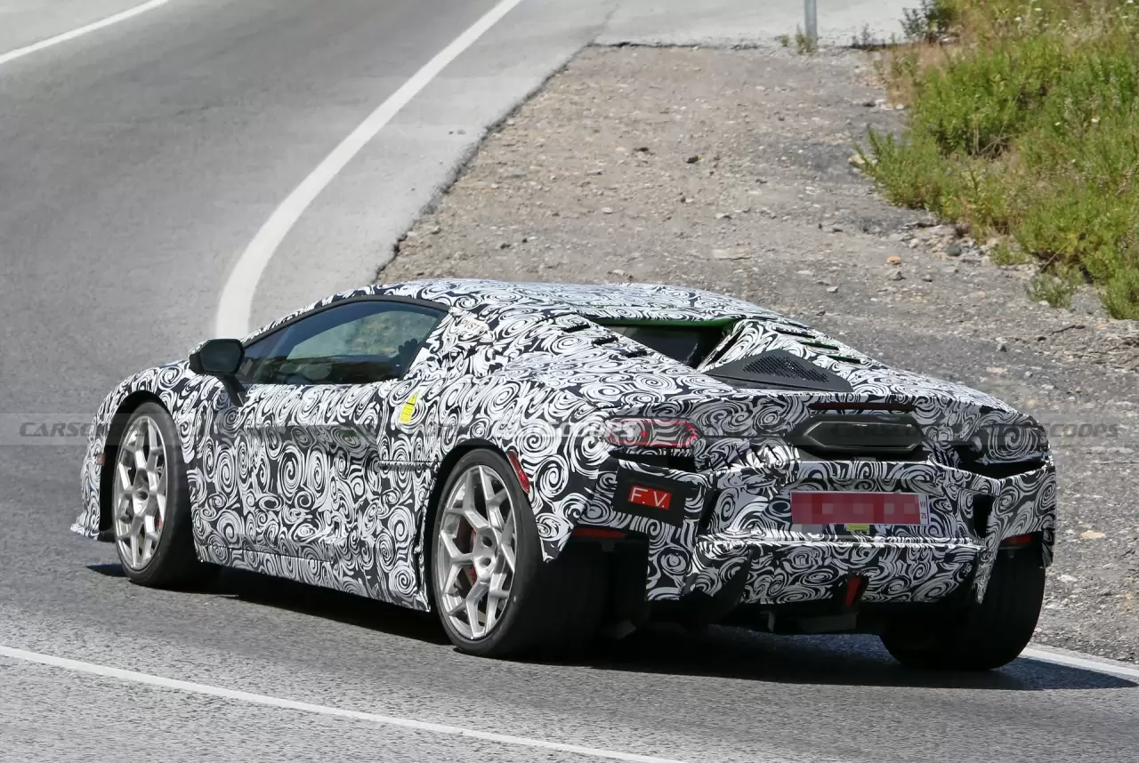 2025-Lamborghini-Temerario-718-21.thumb.webp.52542ee230bc1f6fe44547b843b73b90.webp