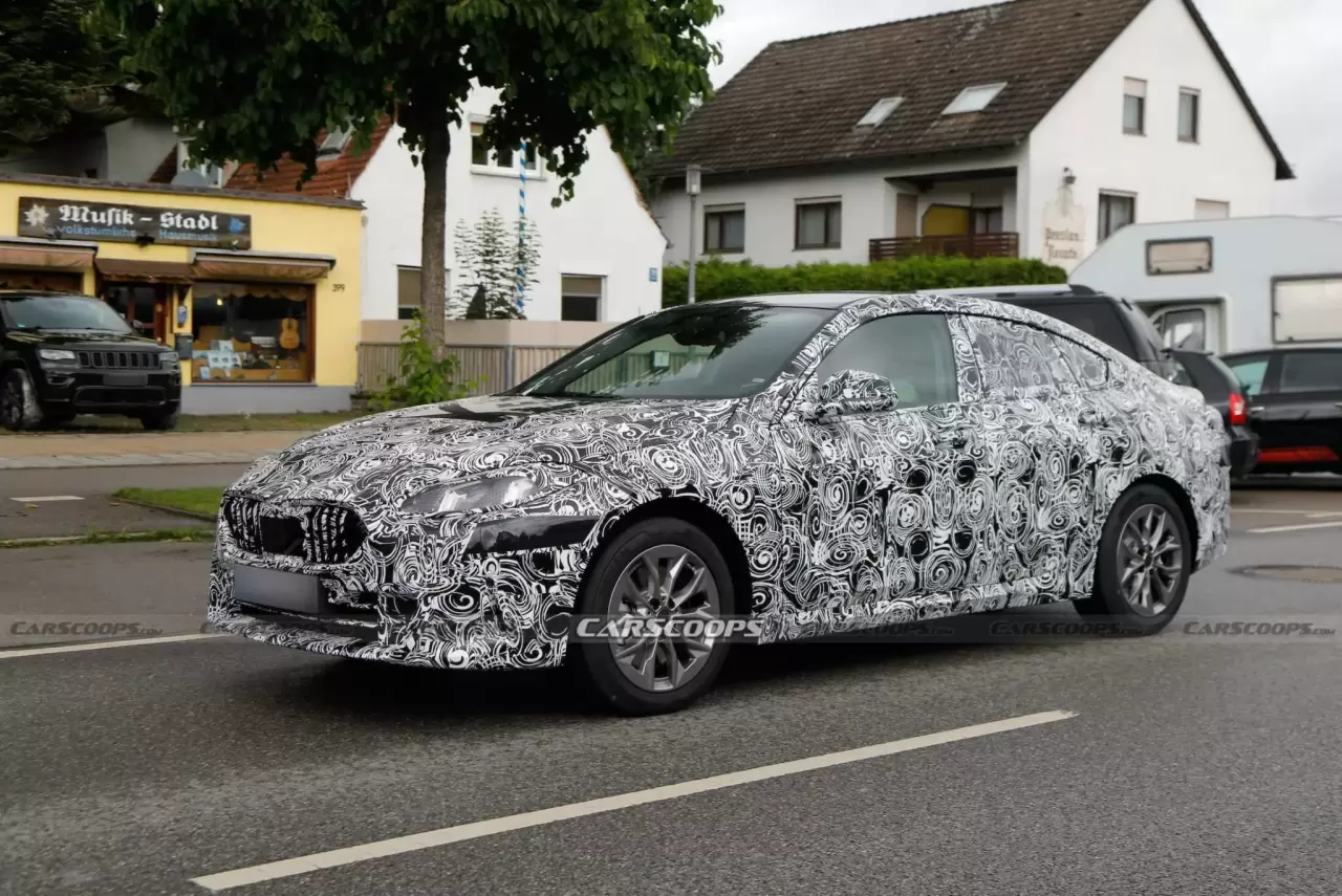BMW-2-series-Gran-Coupe-scoop-00004-2048x1367.thumb.webp.00cb158bfa849de9fb254851ae652548.webp