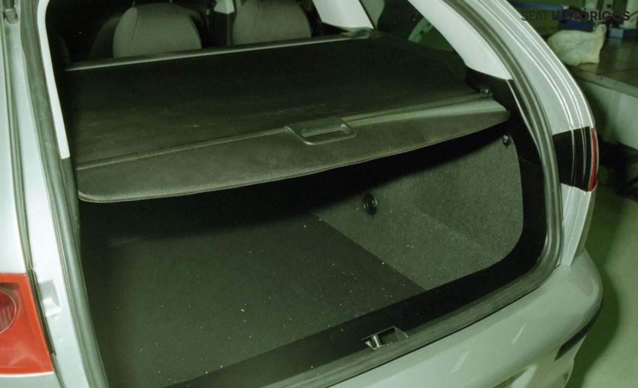 Bandeja-SEAT-Toledo-II-Vario-1500x912.thumb.jpg.f01aa5c229248923bec124c7917ce74c.jpg