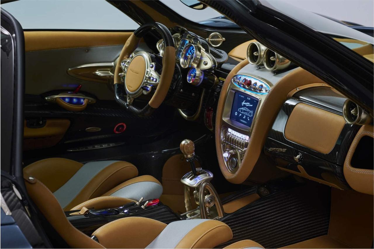 Pagani-Huayra-Epitome_11_Interni_Lato-passeggero-B.thumb.jpg.14e13d1a90559f998aa55ef15ba6b09d.jpg