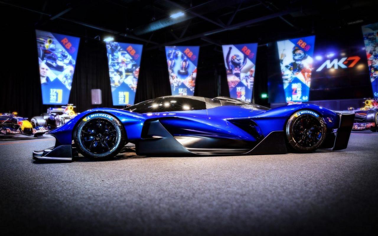 Red-Bull-RB17-hypercar-2024-010.thumb.jpg.cb25a3e1dfb9103d3cda043098935076.jpg