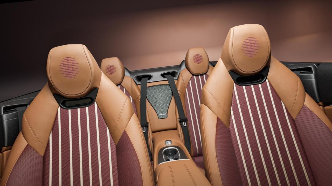 Small-24130-MaseratiGranCabrioFolgoreTignanelloInteriors.thumb.jpg.0252da0c03909e22de19e86d6e6fbe02.jpg
