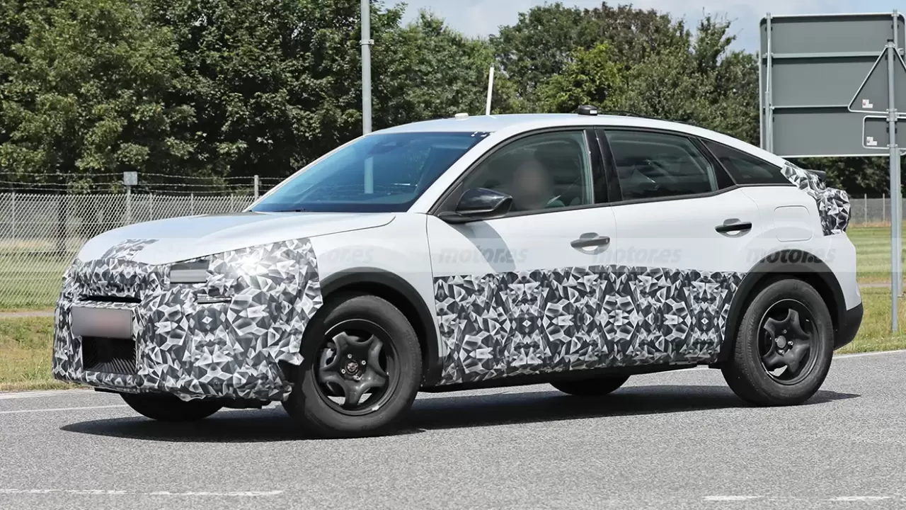 citroen-c4-2025-fotos-espia-2024103058-1720121188_13.webp