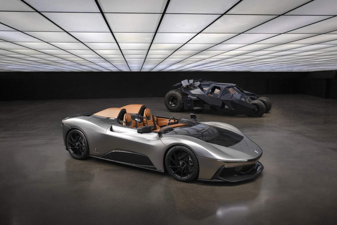 Automobili_Pininfarina_B95_Gotham_with_Tumbler_01_1723033120554.thumb.jpg.59fe82a8ef1ce88da75f62c224ca3c0e.jpg