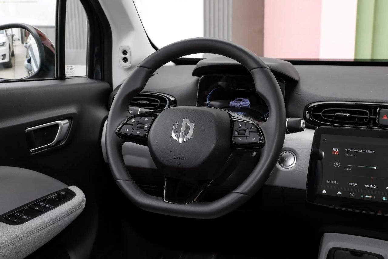 Leapmotor-T03-2023-interior-2.thumb.jpg.61ee0e9db8a2751282cd2a81eee5aa04.jpg