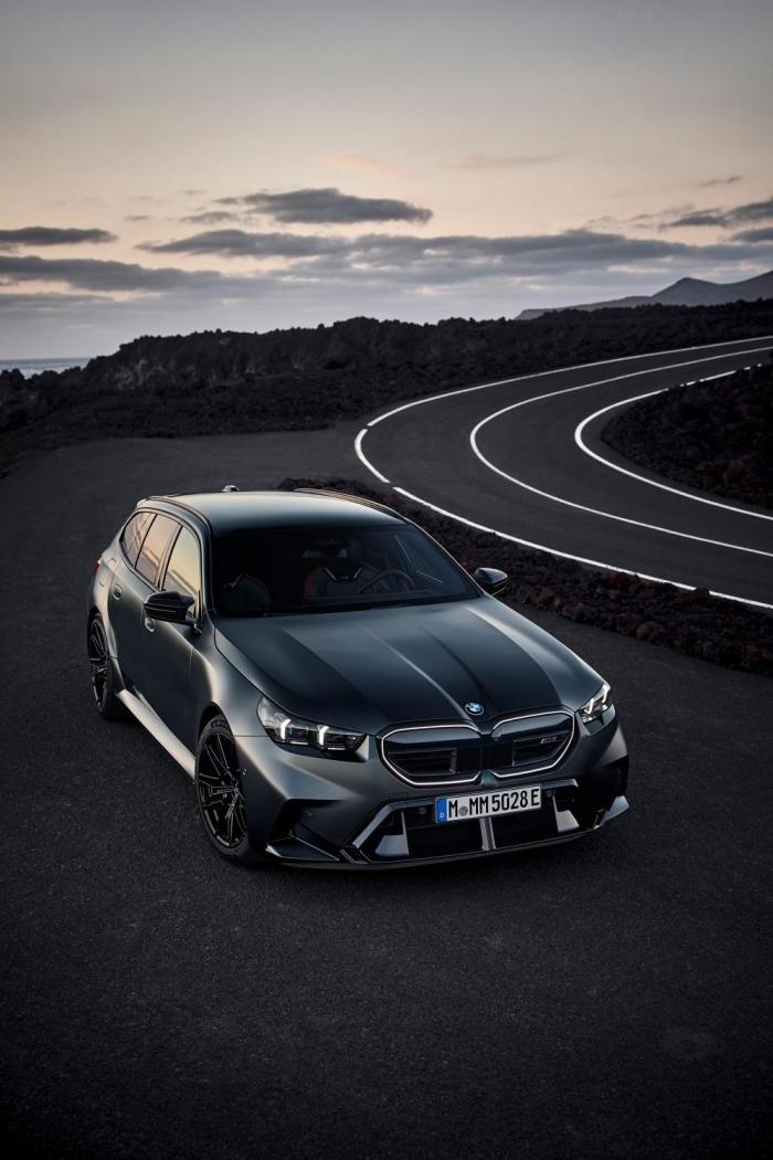 P90564709_lowRes_the-all-new-bmw-m5-t.thumb.jpg.53f773ed1473a60f1a1c3dac016088f0.jpg