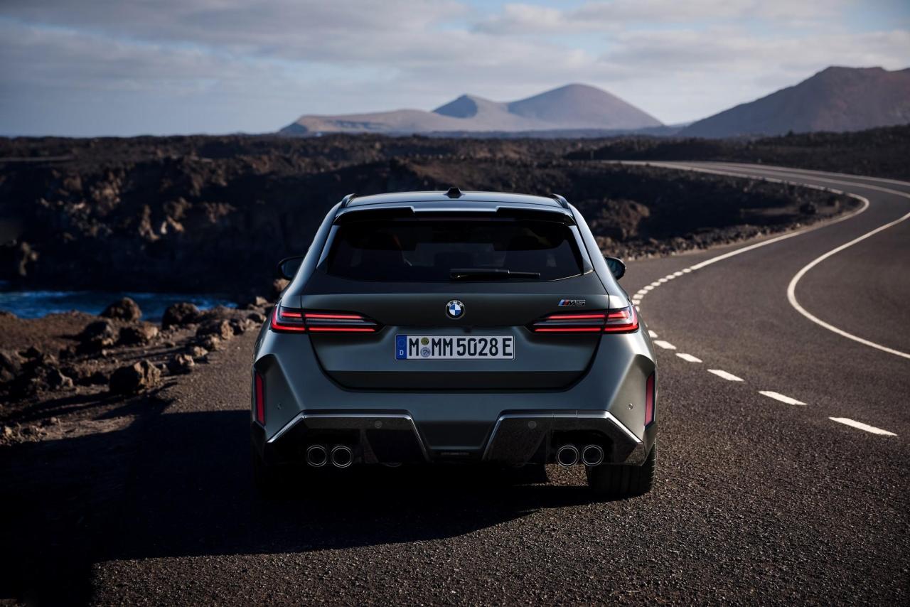 P90564711_lowRes_the-all-new-bmw-m5-t.thumb.jpg.8169320ed1dc5be67d982bc87fb88767.jpg