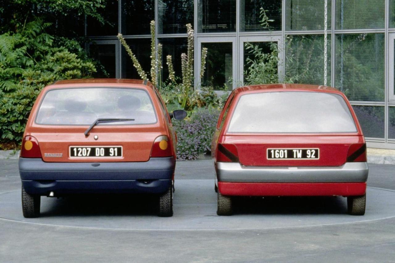 Renault_W60_Plou_rossa_retro.thumb.jpg.f44e5eae7a7c6668525c5c196d90ec8f.jpg