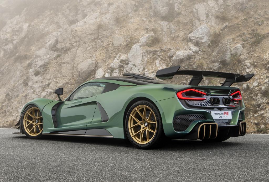 hennessey_venom_f5_stealth_series_6_0611070813560d18.jpg.c6010db1b9e989b60f89b580996b82fc.jpg