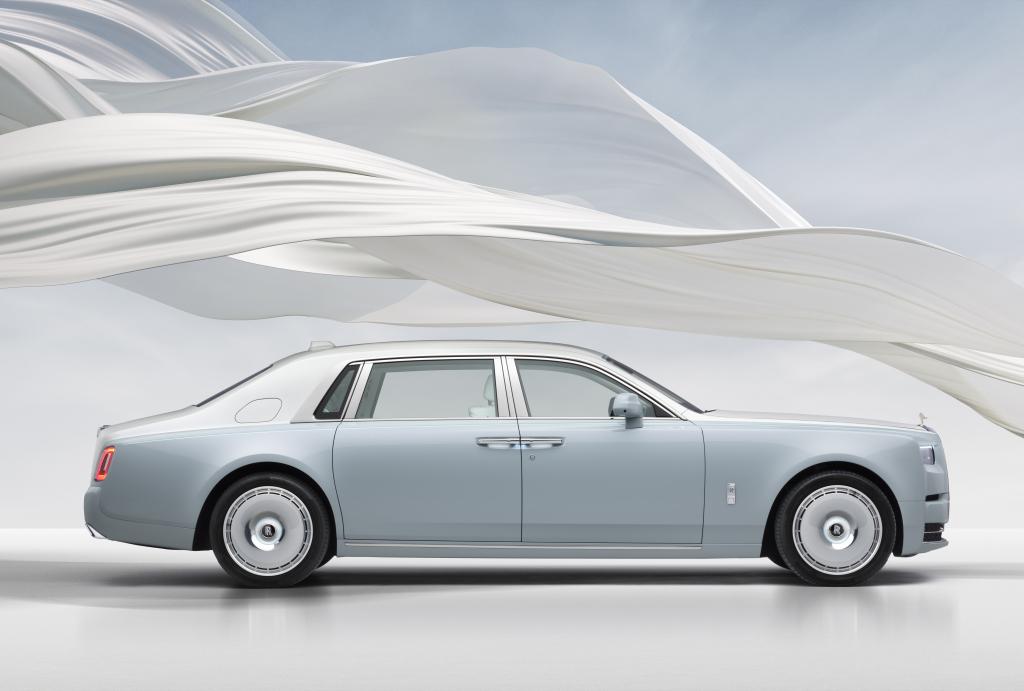 rolls-royce_phantom_ewb_scintilla_86_02a70000209715fa.jpg.dbd6a92a6d89424abe9a55b43d24c5a9.jpg