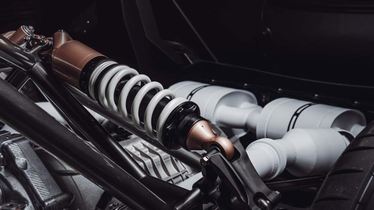 tuthill-porsche-gt-one(10).thumb.jpg.bdccbd9f8c9129cf7134839fb6de22f7.jpg
