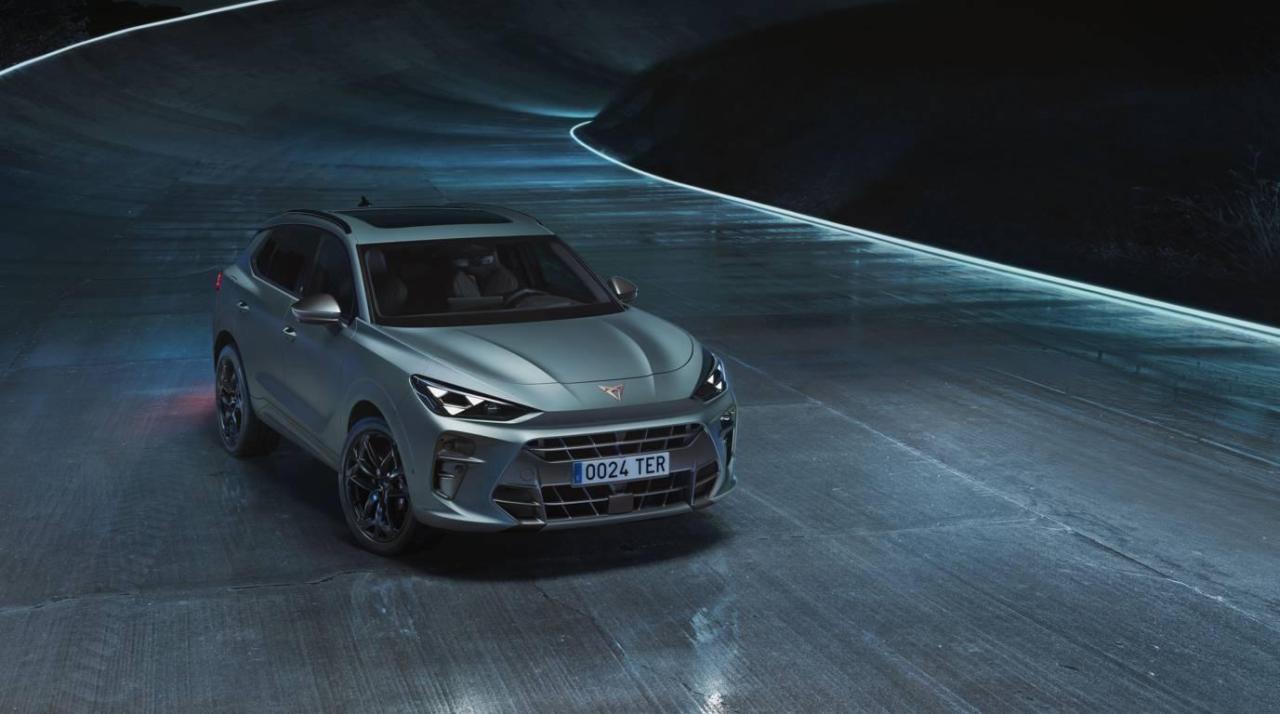 CUPRA-unveils-the-Terramar-the-new-hero-of-a-new-era_03_HQ.thumb.jpg.af2f6901844fba4fa2af9bcc15c58f1d.jpg