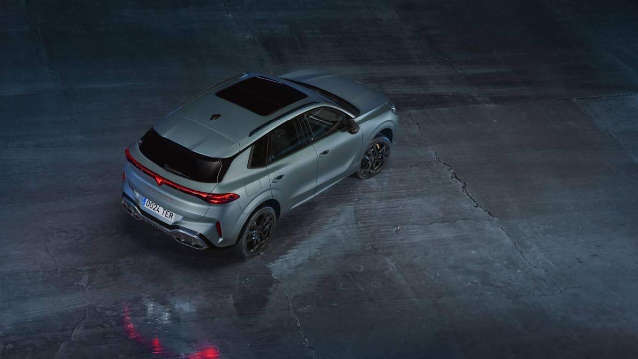 CUPRA-unveils-the-Terramar-the-new-hero-of-a-new-era_06_HQ.thumb.jpg.f9980daa4ad891c15303b3347acae0a8.jpg