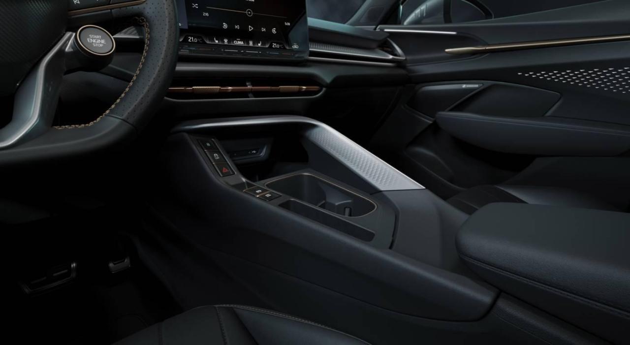 CUPRA-unveils-the-Terramar-the-new-hero-of-a-new-era_17_HQ.thumb.jpg.10376ae8f908cc2ef13aed85da350bd3.jpg