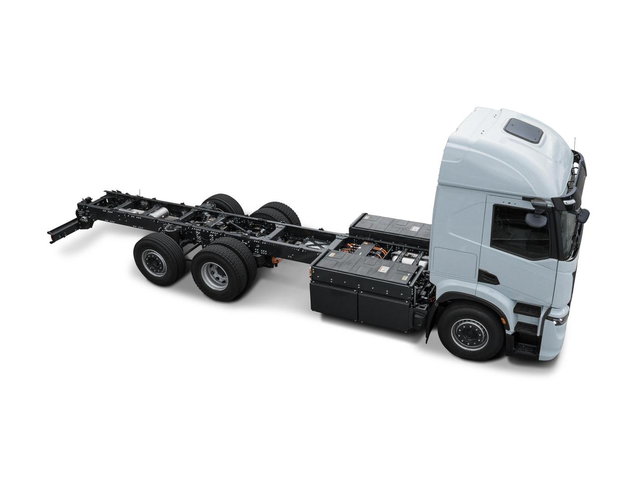 IVECO_S-eWay_Rigid_studio(7).thumb.jpg.0740ba60fbff3dd0e5fbceef12de704a.jpg