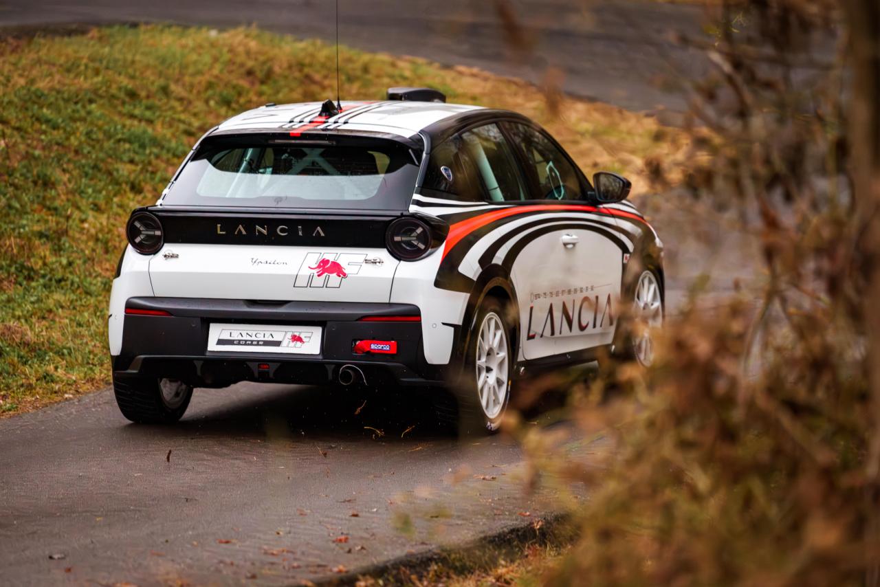 NewLanciaYpsilonRally4HFatBalocco(1).thumb.jpg.5274f4d7b5d00f71b588d12094438f1a.jpg