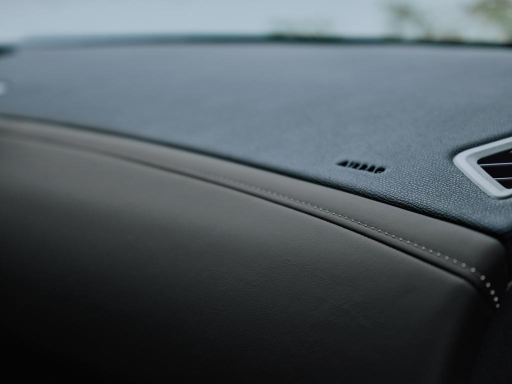ds_3_hybrid_etoile_6.jpg.427f569fb7603648dff95673f48cf449.jpg