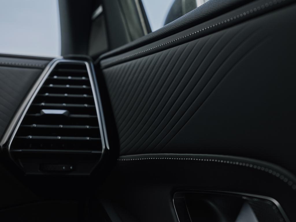 ds_7_plug-in_hybrid_awd_360_performance_92.jpg.45e93a914aa60074333f28fbe323de13.jpg
