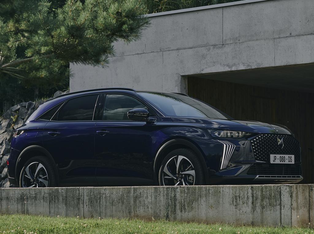 ds_7_plug-in_hybrid_awd_etoile_86_04b005760d1409c2.jpg.c5e601adc80c1de5d000cac36829efb3.jpg