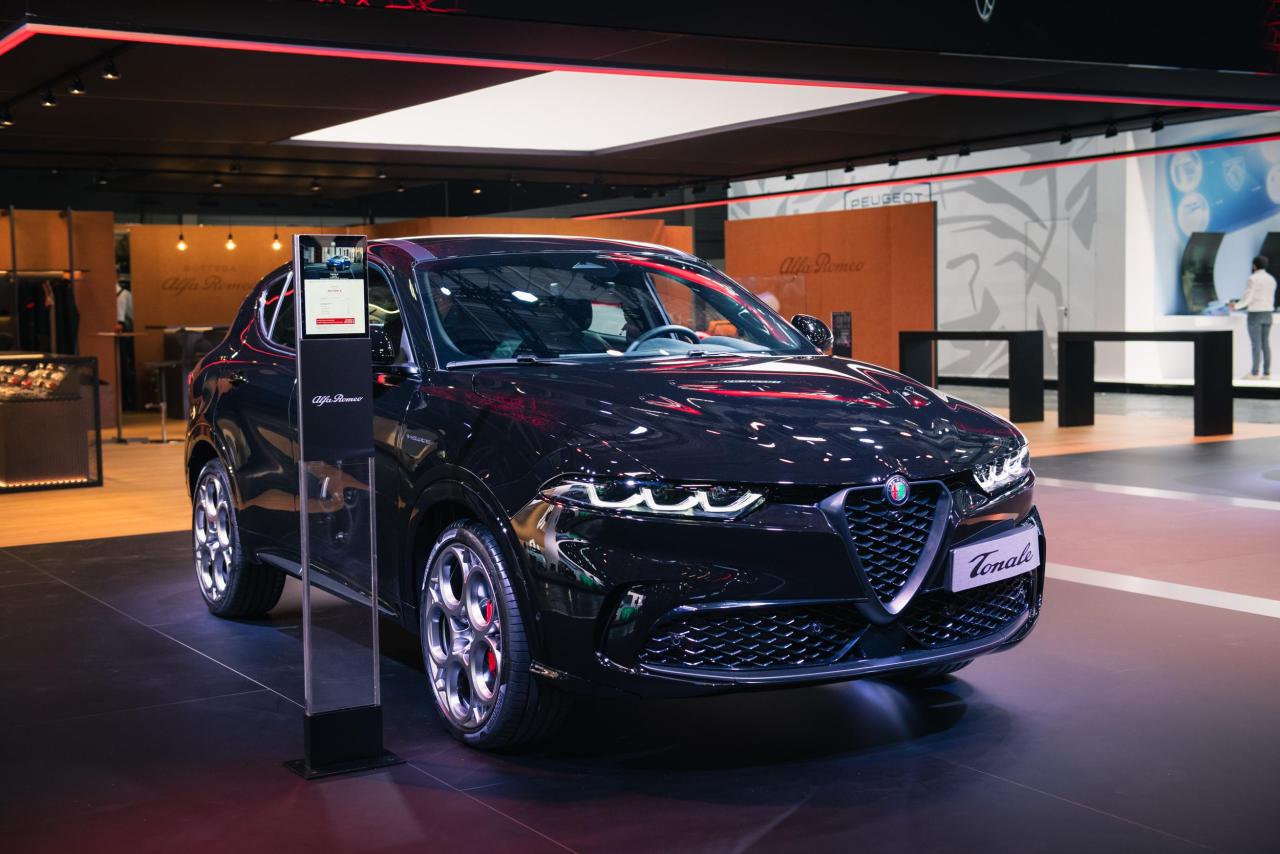 AlfaRomeo(6).thumb.jpg.35f4d64f7986aba0432cb8ef5237e1ab.jpg