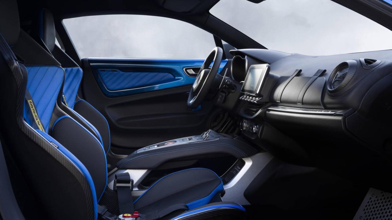 Alpine_A110_R_Ultime_17.thumb.jpg.11e820bc901eab0e676487c21594b252.jpg