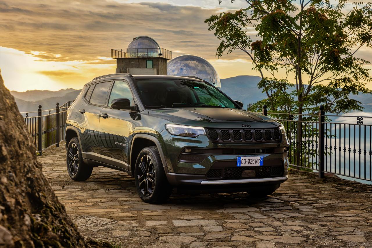 JeepCompassNorthStar.thumb.jpg.ac639be9372fdfa4bf2723ca70387bcc.jpg